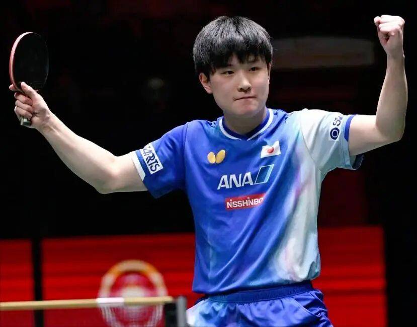 开云体育中国官网-德国队鏖战韩国队，黄鸭组合关键制胜